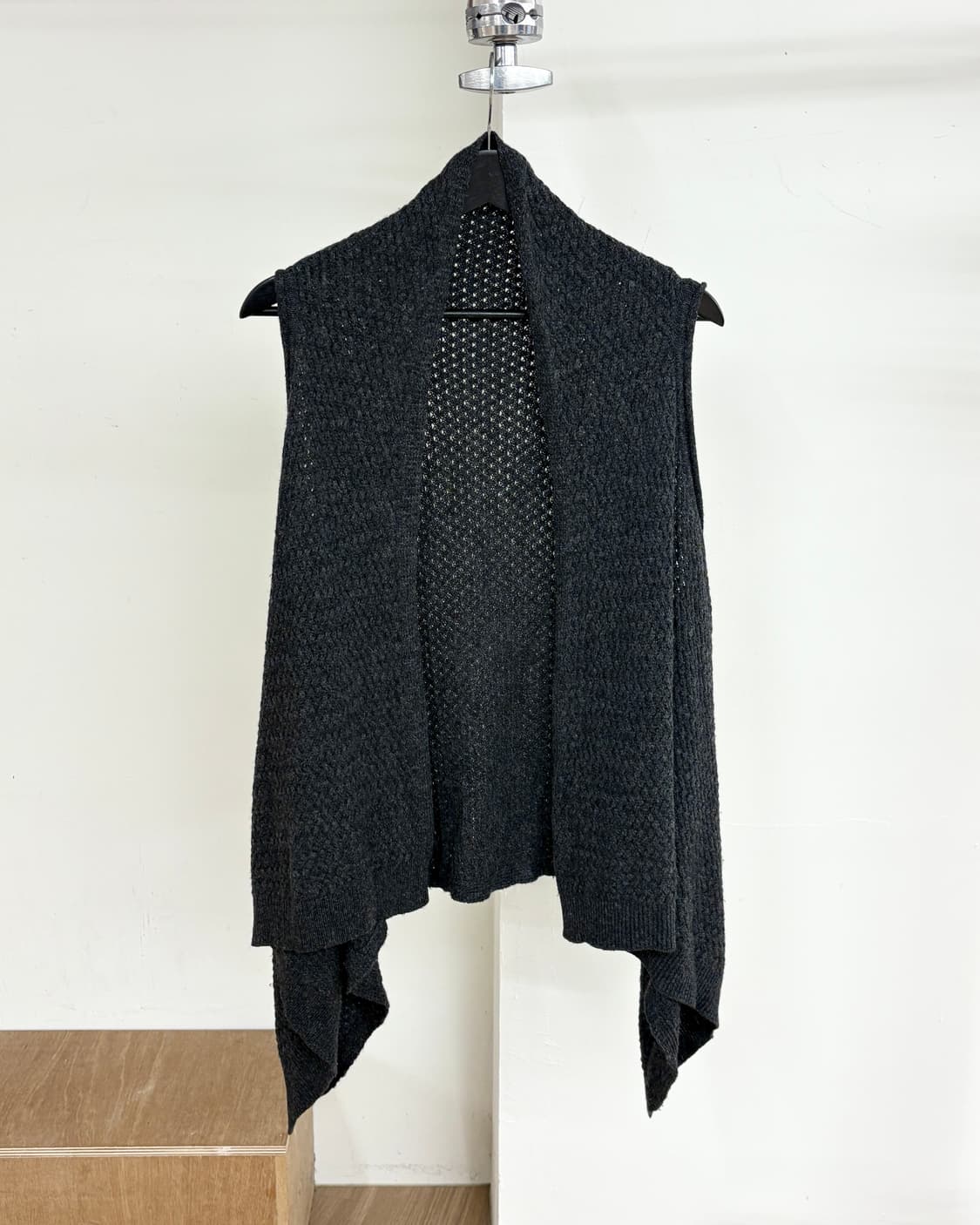 이세이 미야케 하트 차콜 울 오픈 베스트 상품이미지1