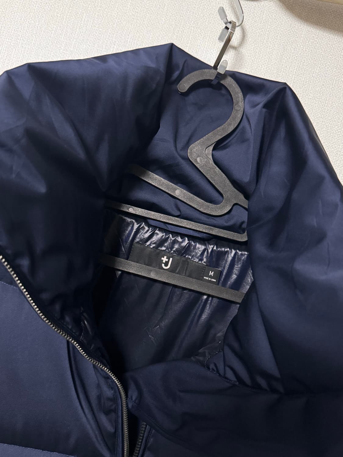 유니클로 j 질샌더 다운 볼륨 패딩 자켓 상품이미지4