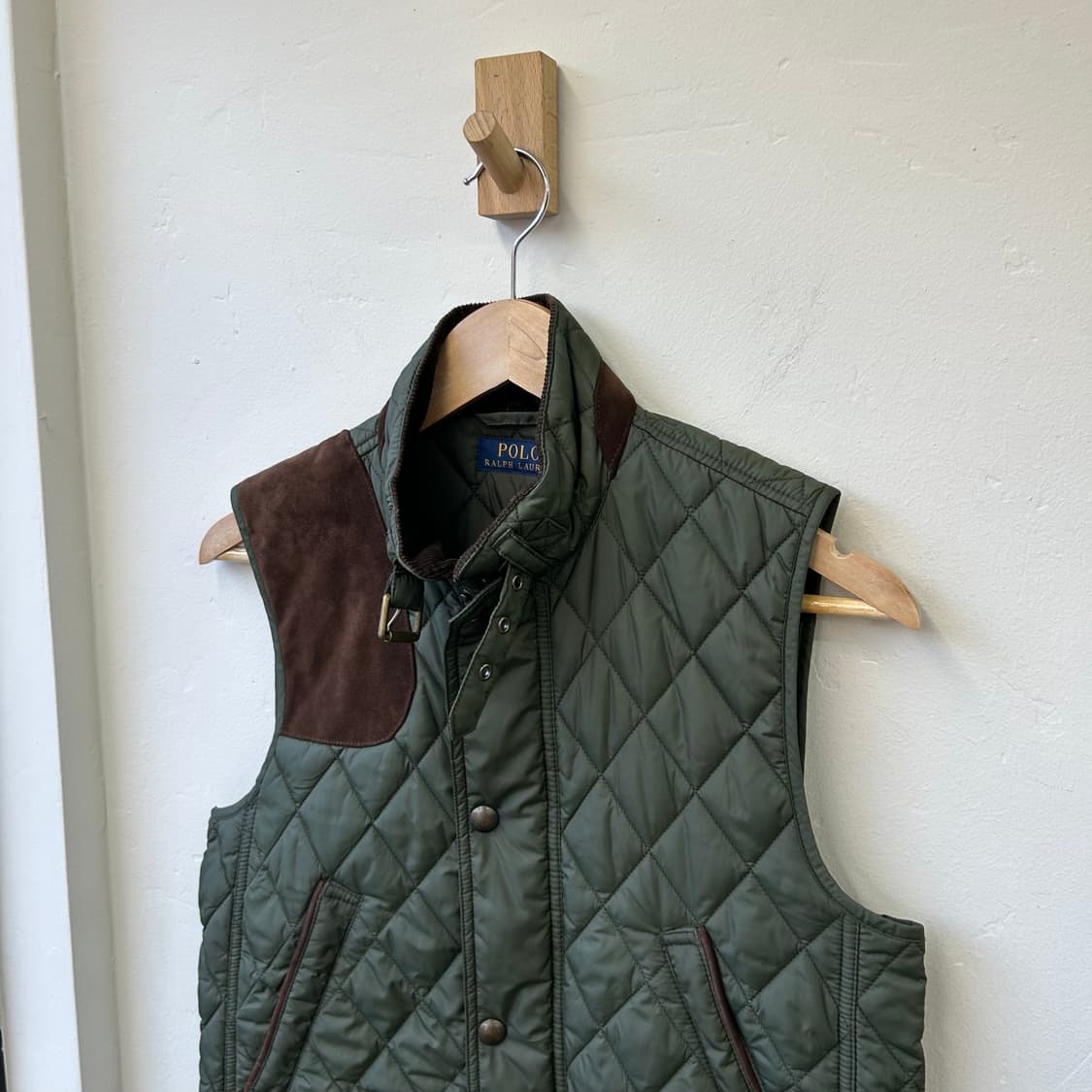 폴로 랄프로렌 카키 조끼 패딩 상품이미지1