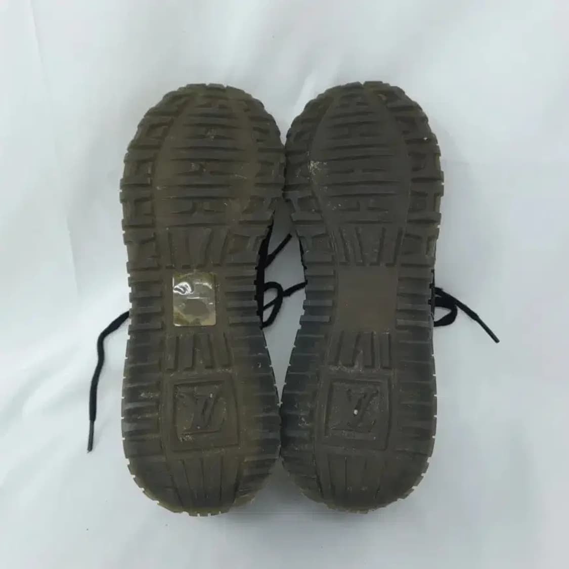 루이비통 스니커즈 블랙 230mm 정품 상품이미지8