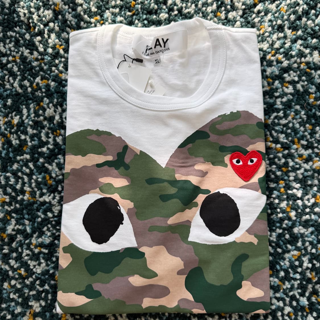 꼼데가르송 플레이 카모 플라주 반팔 티셔츠 화이트  상품이미지3