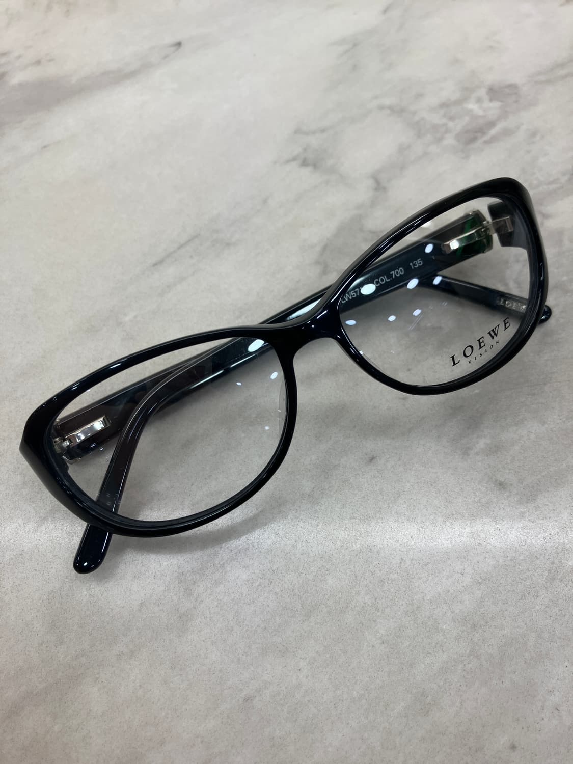 로에베 LOEWE 블랙 오벌 뿔테 안경 상품이미지1