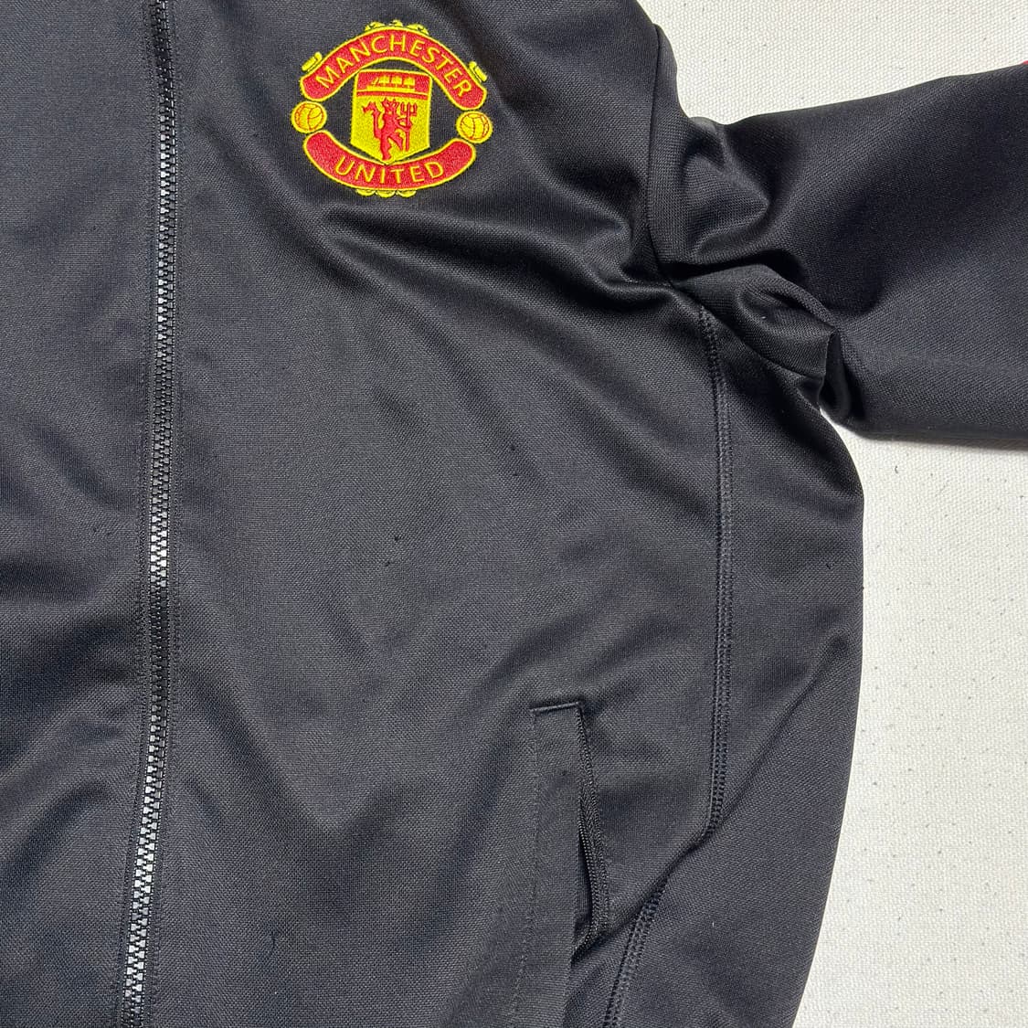 95 아디다스 맨체스터유나이티드 레드라인 블랙 트랙탑 상품이미지6