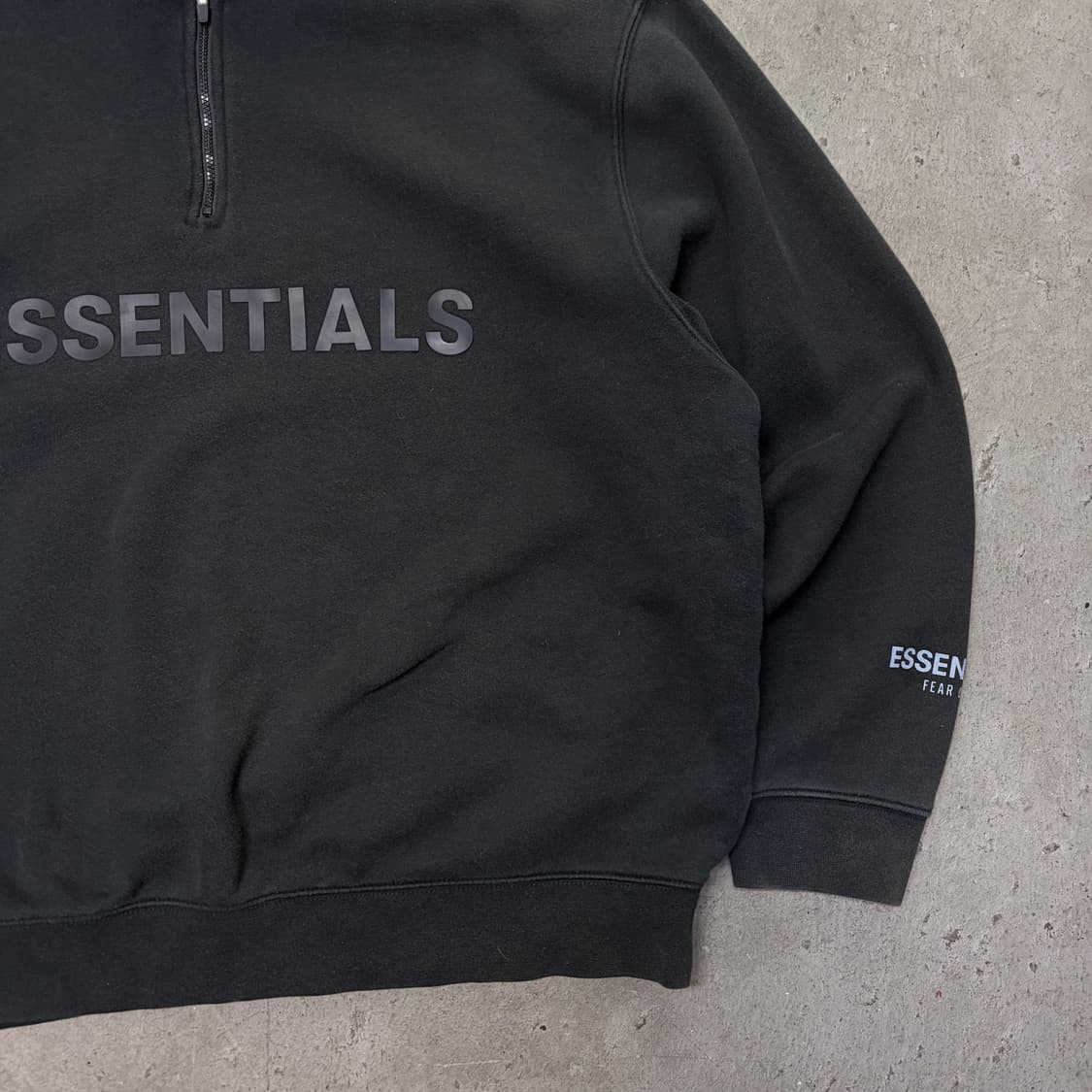 에센셜 반집업 맨투맨[1979] 상품이미지5