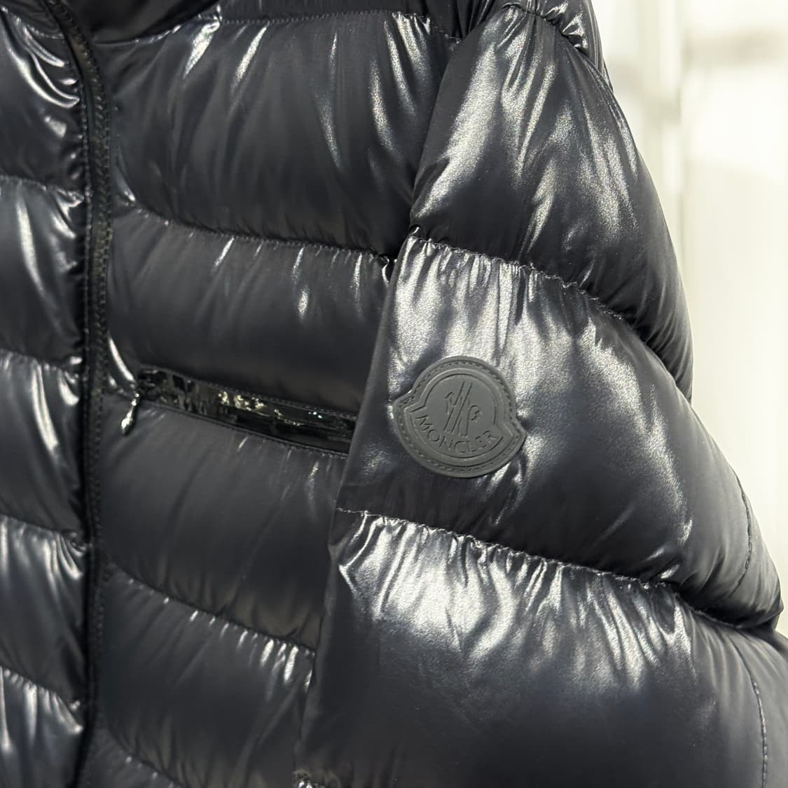 신상) 몽클레어 크롭 여성 패딩 1사이즈 상품이미지2