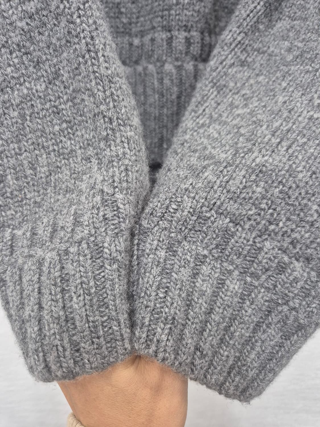 준지 회색 터틀넥 니트 스웨터 / 95(정품) 상품이미지2