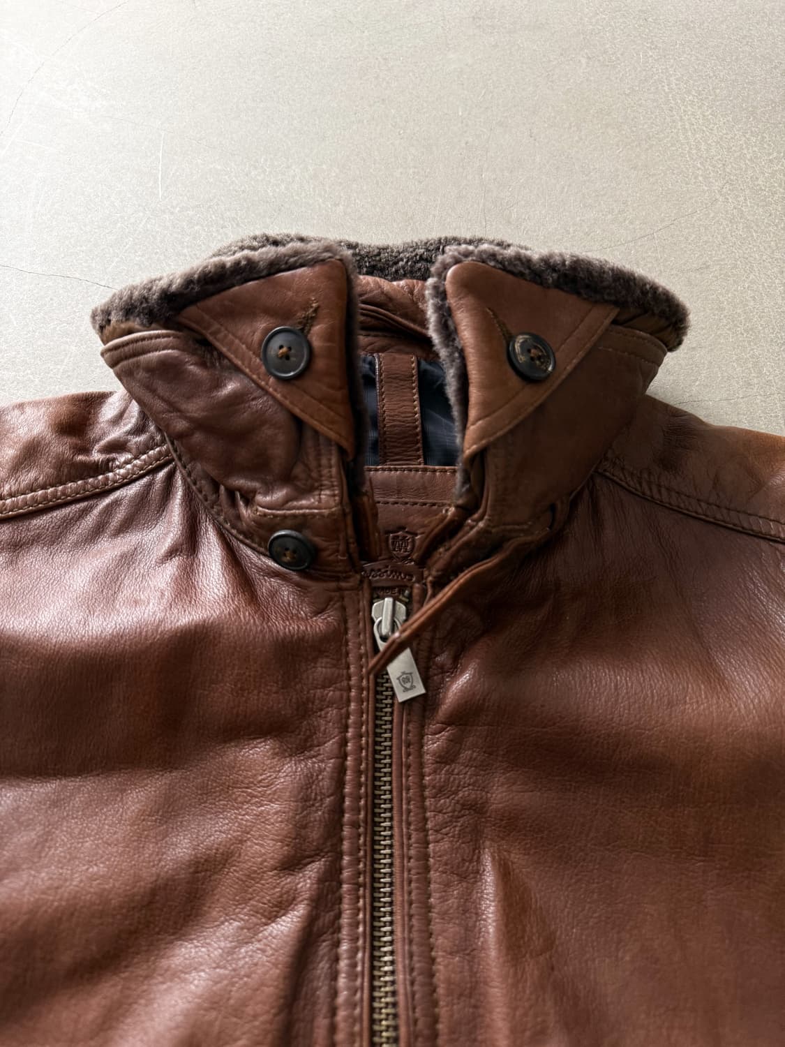 Massimo Dutti Cowhide Bomber Jacket 상품이미지4