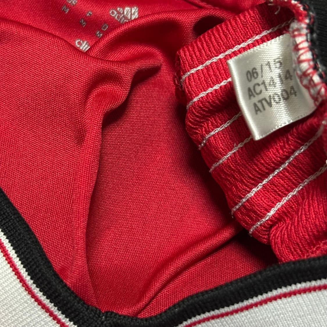 아디다스 15 16 맨유 맨체스터 유나이티드 홈 캐릭 유니폼   상품이미지4