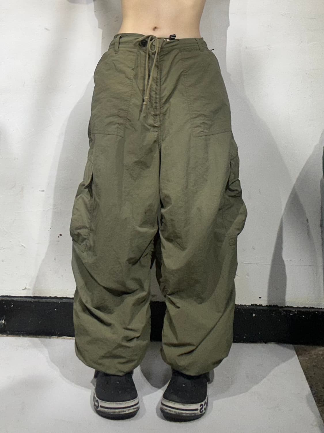 엑스톤즈 곱창 와이드 벌룬 올리브 카키 카고 팬츠 L 상품이미지2