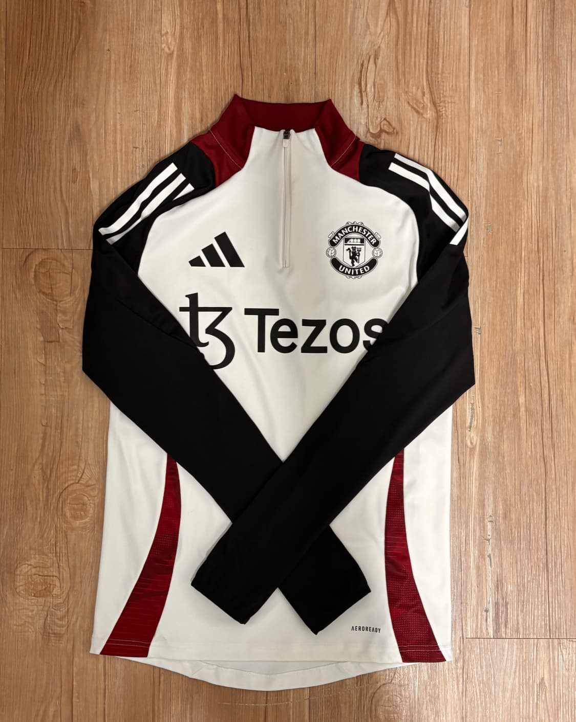 아디다스 맨체스터 유나이티드 티로 24 트레이닝 탑 상품이미지2