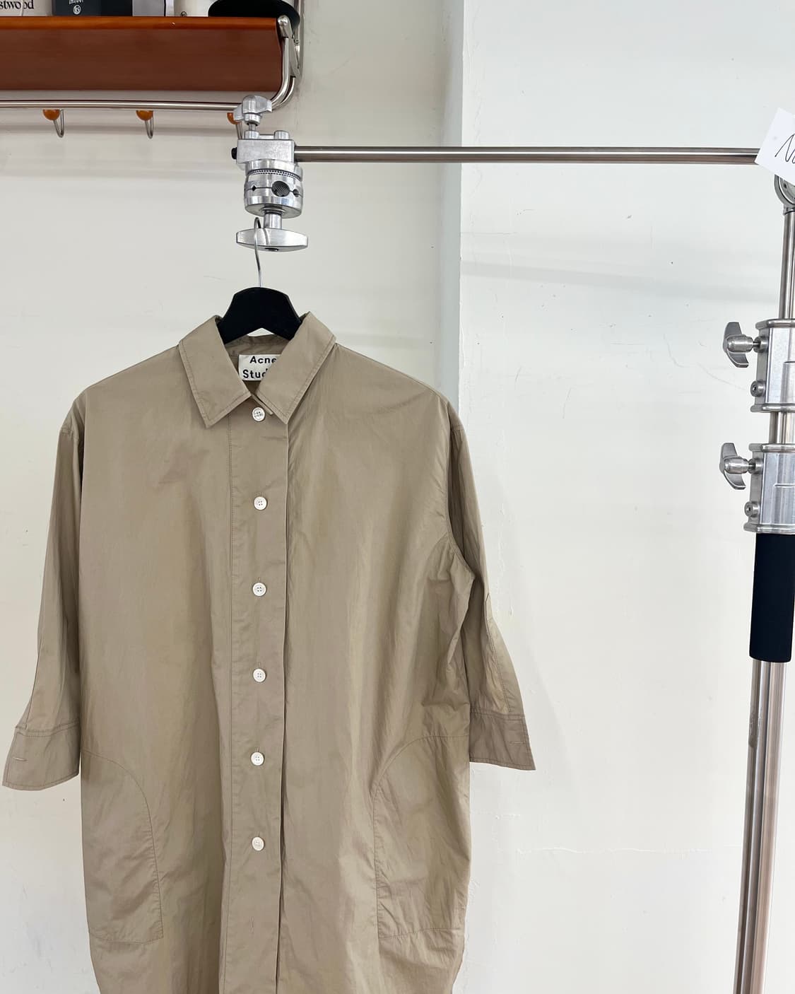 아크네 스튜디오 샌드 베이지 버튼 업 셔츠 드레스 상품이미지4