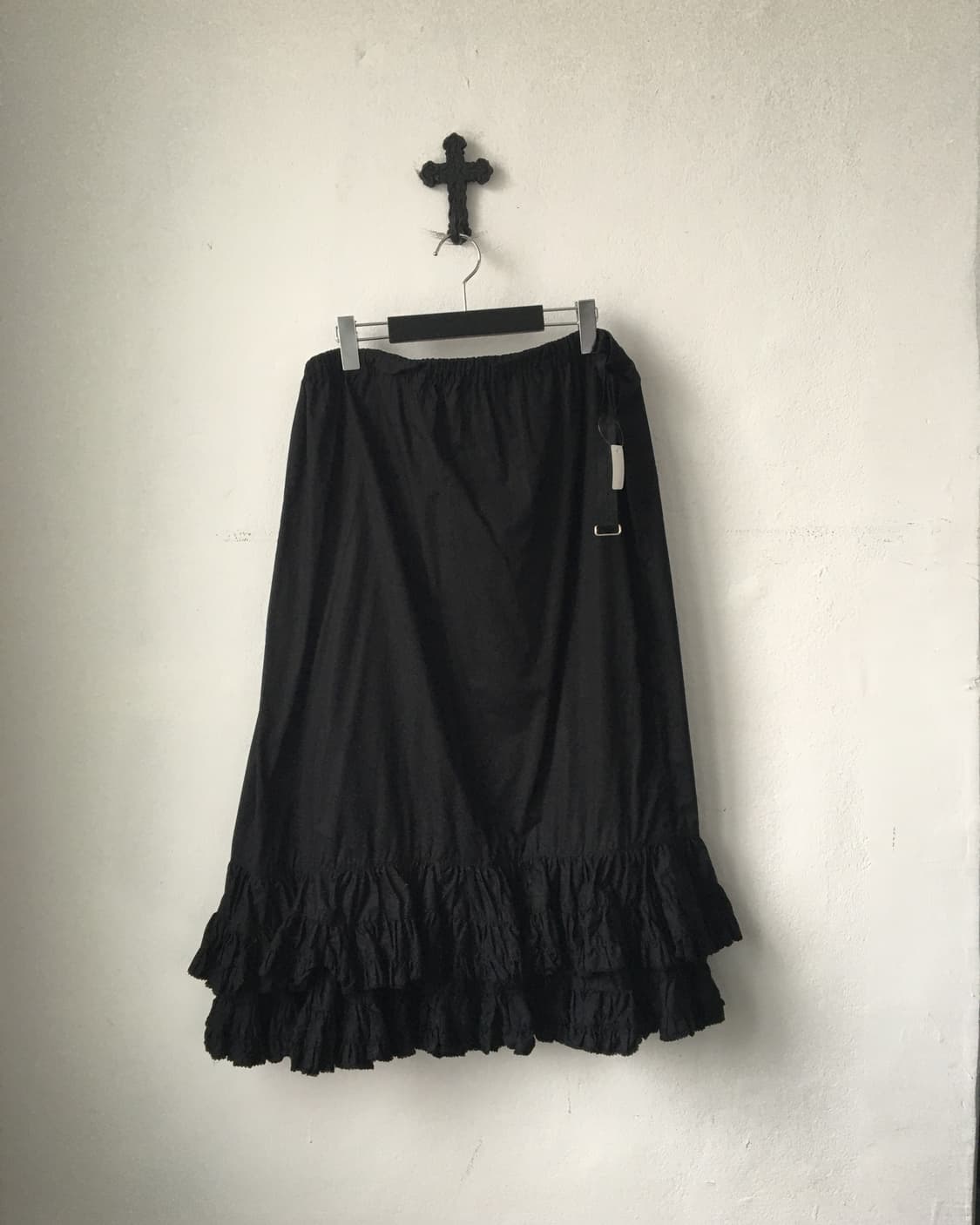 Frill point long skirt 상품이미지1