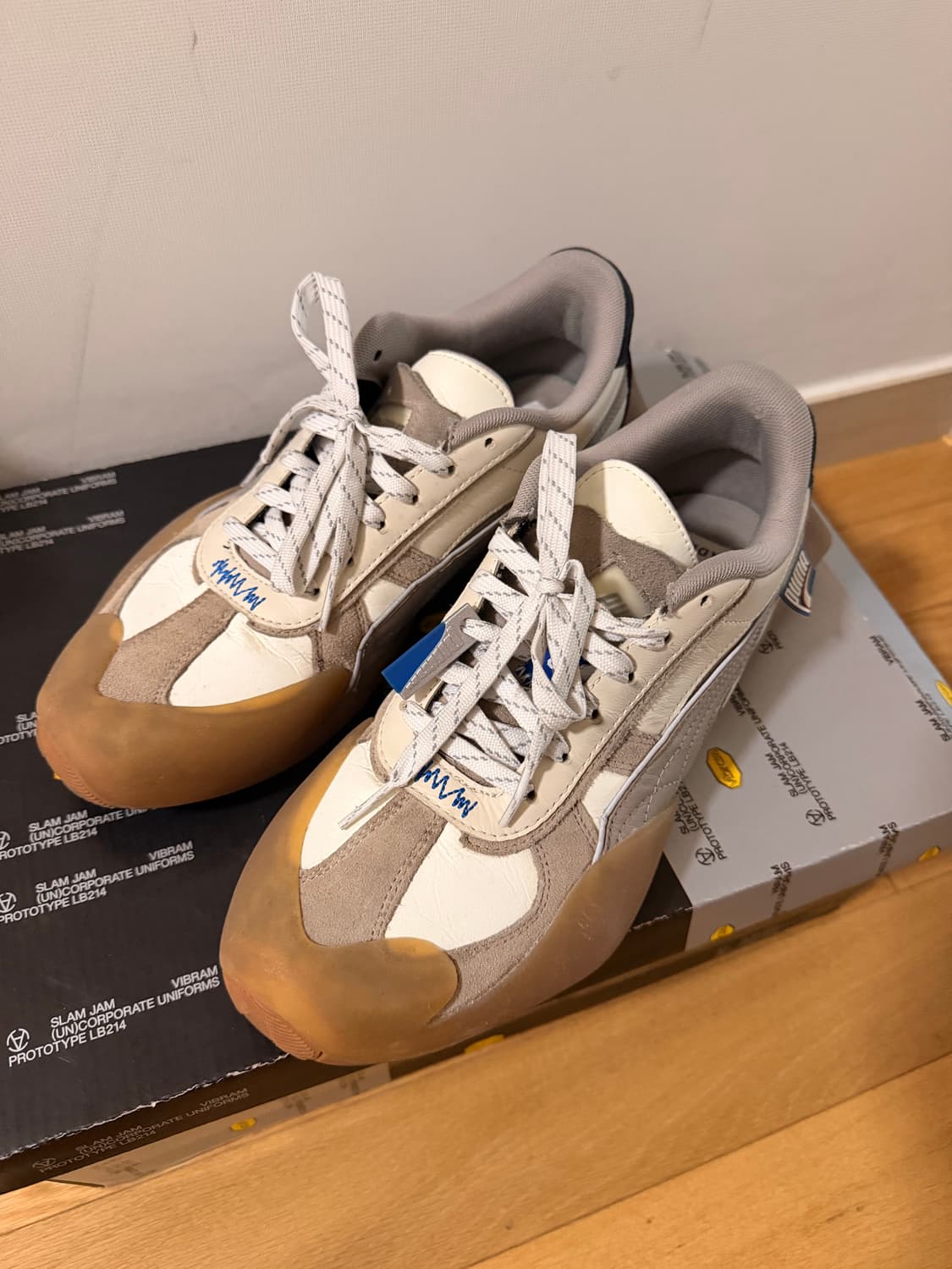 아더에러 푸마 콜라보 신발 상품이미지1