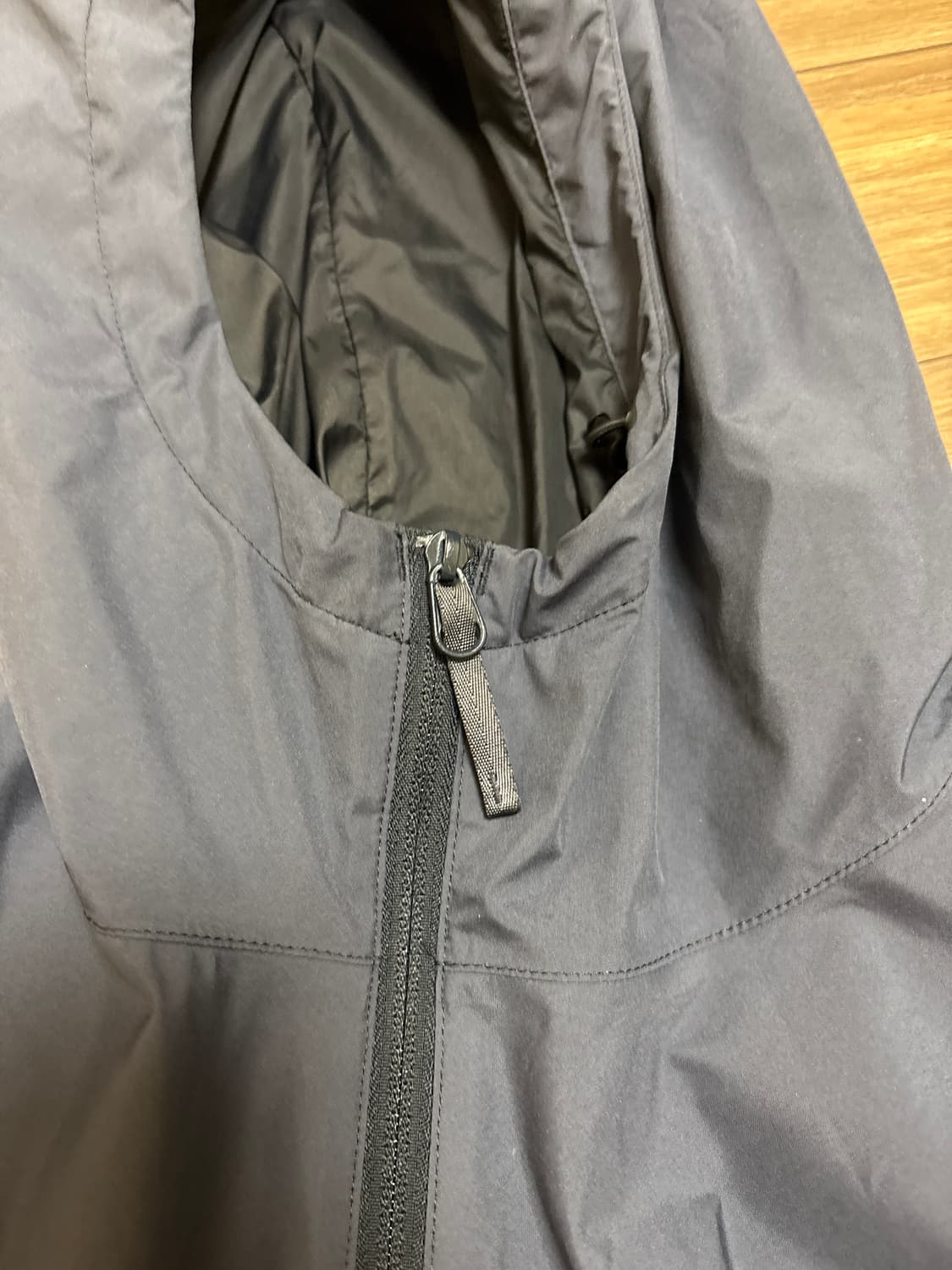 아크테릭스 바람막이 상품이미지5