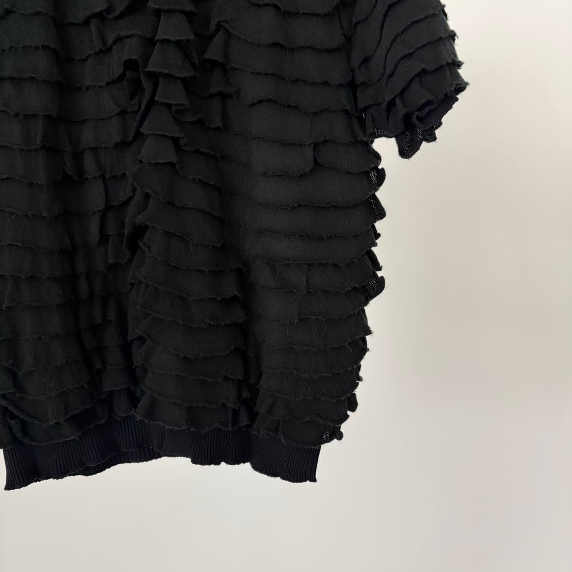Hairy Layer Ruffle Blouse 상품이미지5