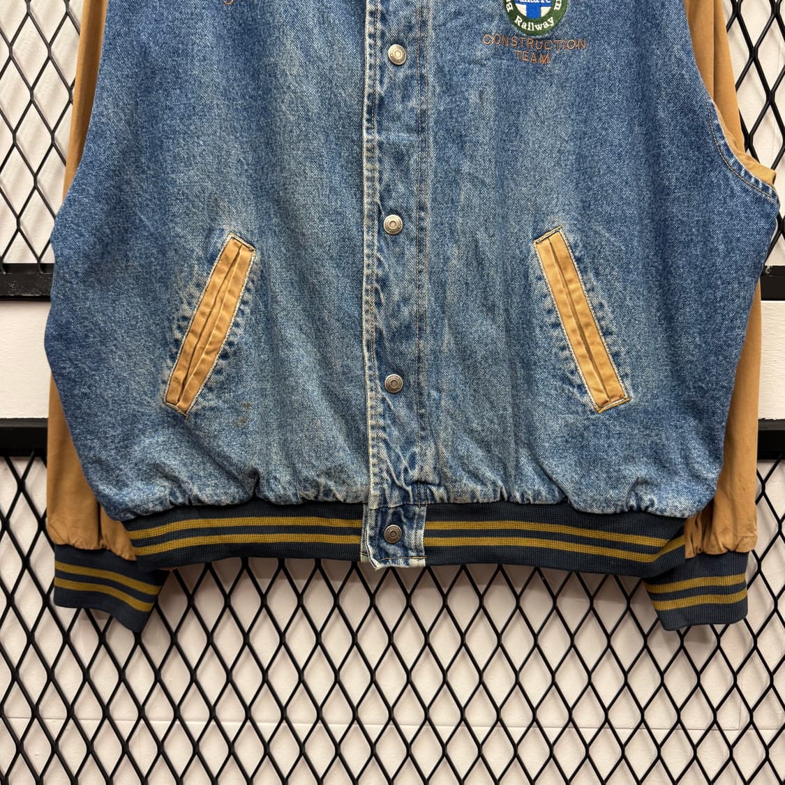 USA VTG 90s 빈티지 데님 바시티 베이지 배색 워크 자켓 상품이미지4