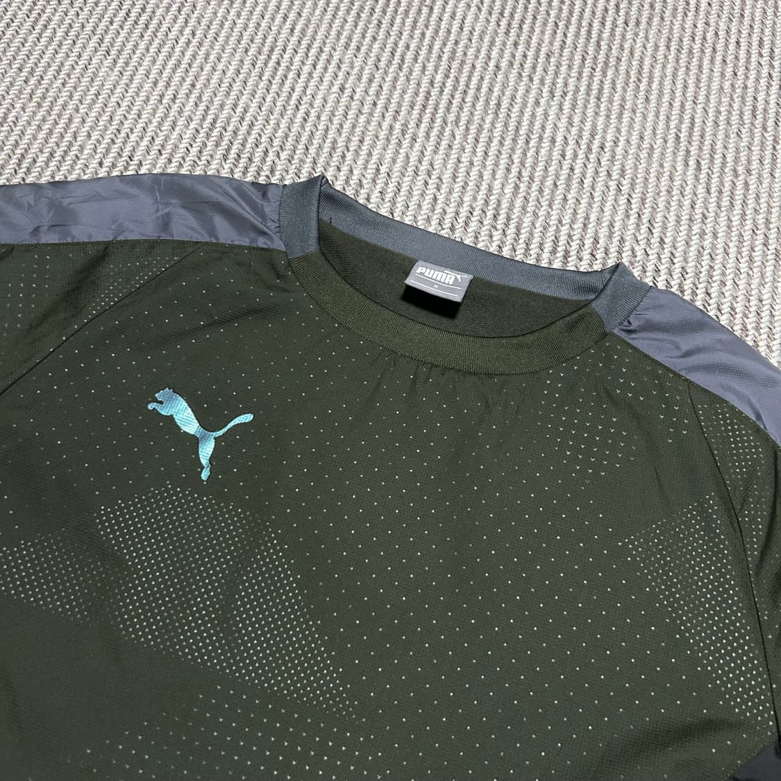 [M] Puma 푸마 카키 우븐 풀오버 웜업 상품이미지3