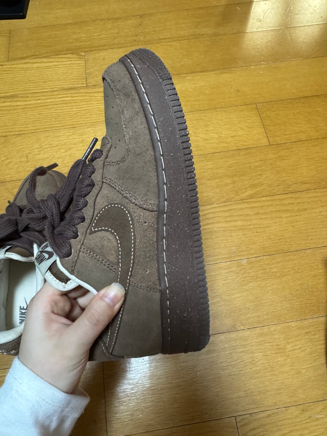 나이키 에어포스 카카오 와우 상품이미지3