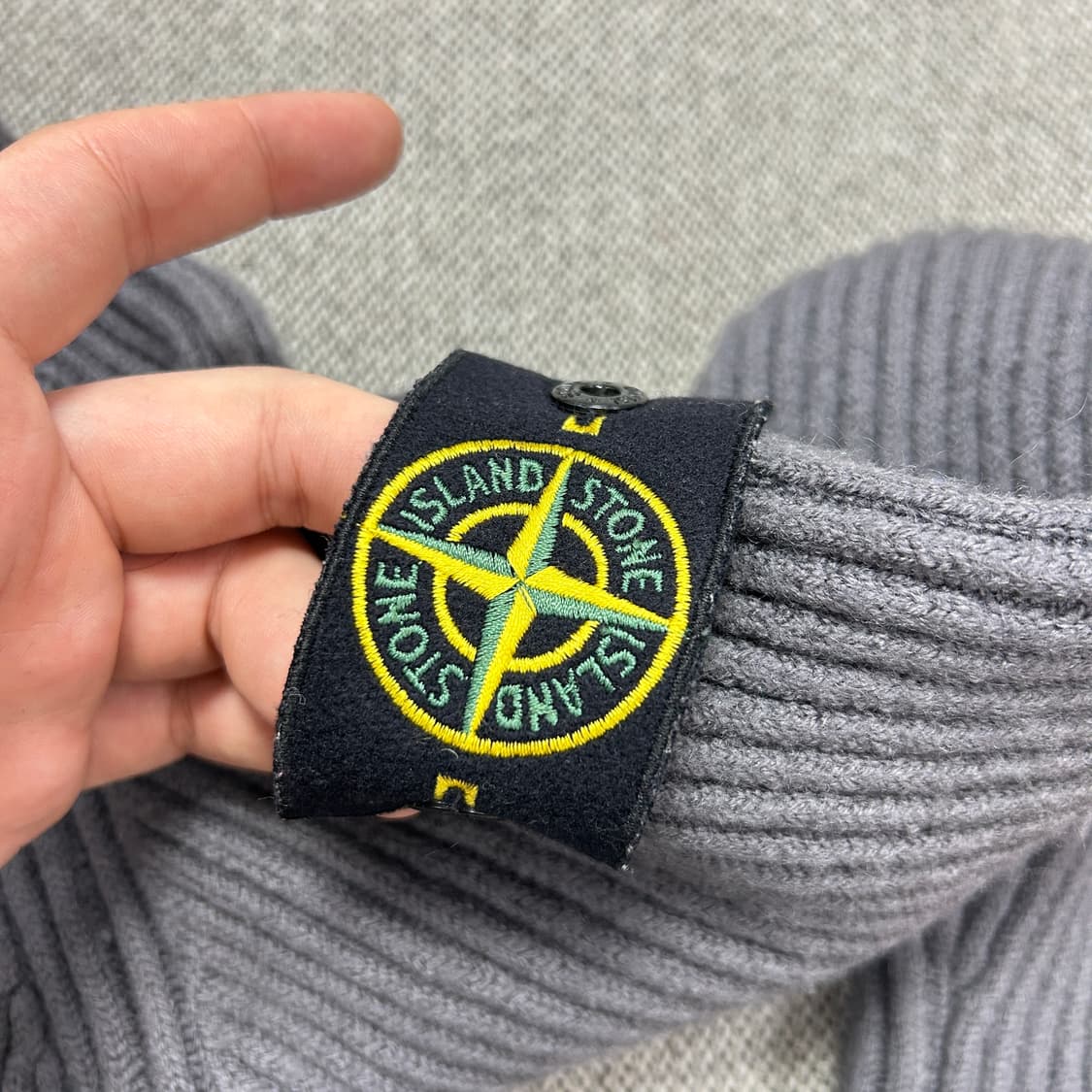 스톤아일랜드 골지 니트집업 가디건(M) 상품이미지4