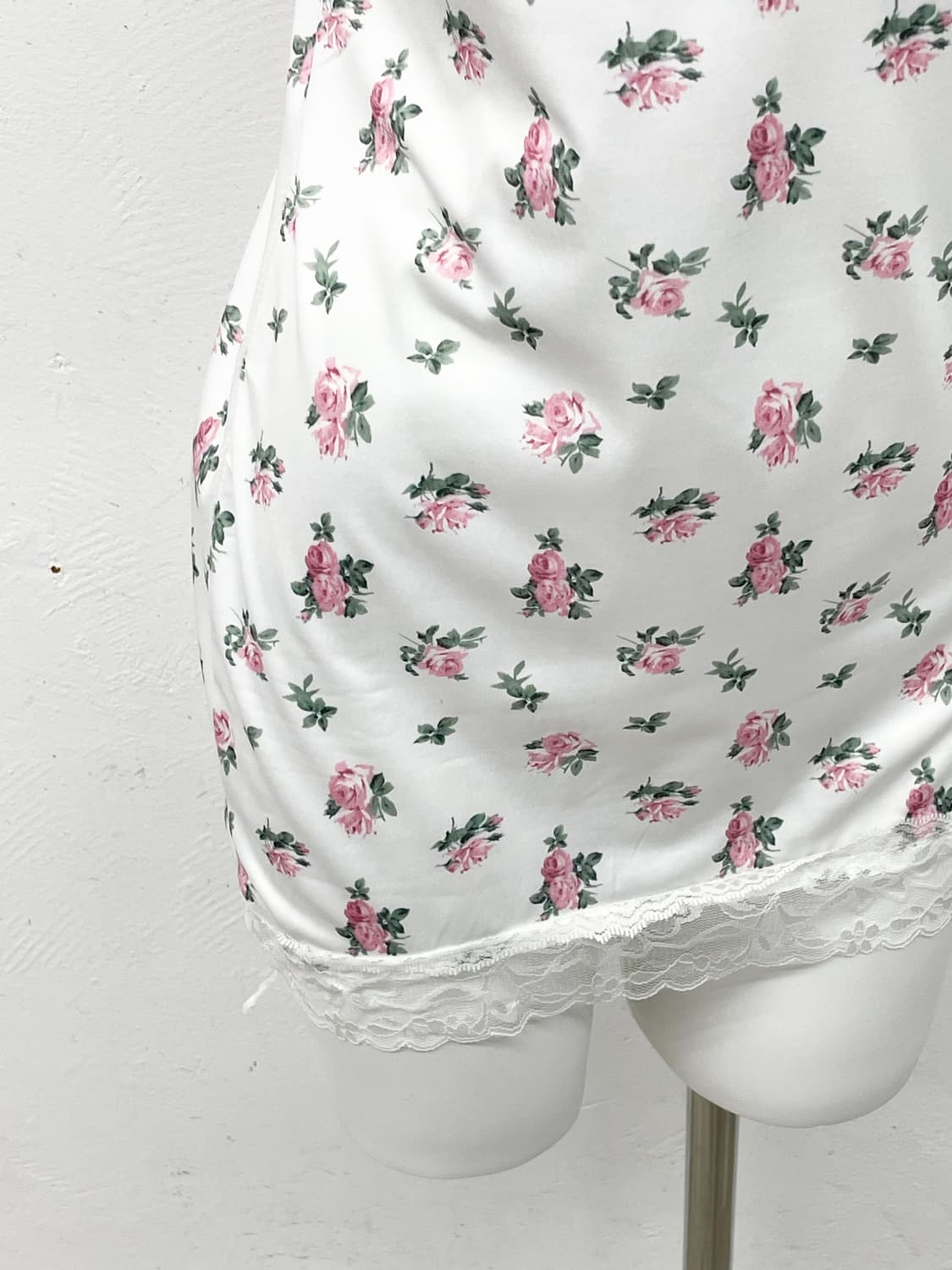 화이트 플로럴 레이스 원피스 상품이미지3