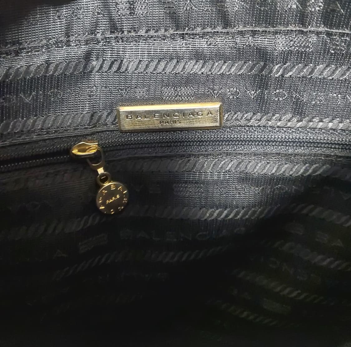 [정품] 발렌시아가 00's 레더 로고 숄더백 상품이미지9