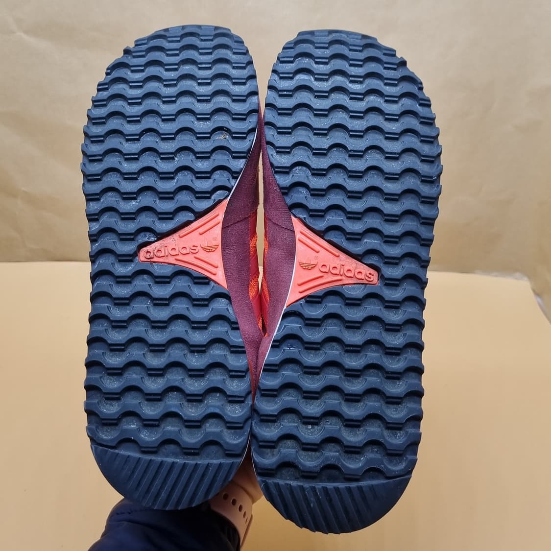 아디다스 오리지널 ZX700 남성운동화260  상품이미지3