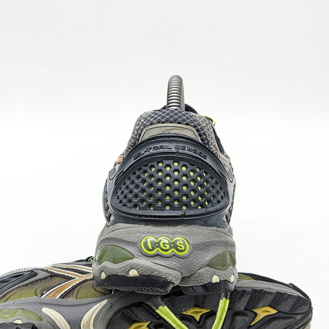 아식스 젤 트레일 센서 4 그레이 (270) 상품이미지2