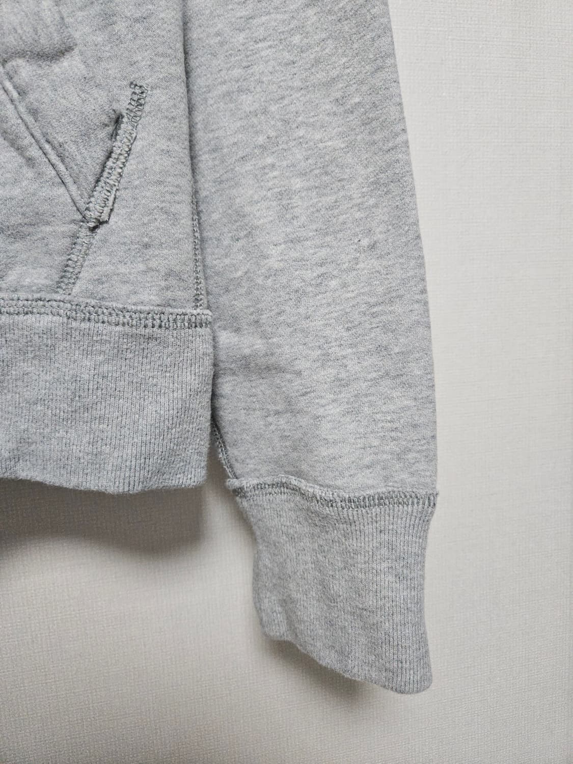 아베크롬비 머슬핏 기모 후드티 (95/M) 상품이미지3