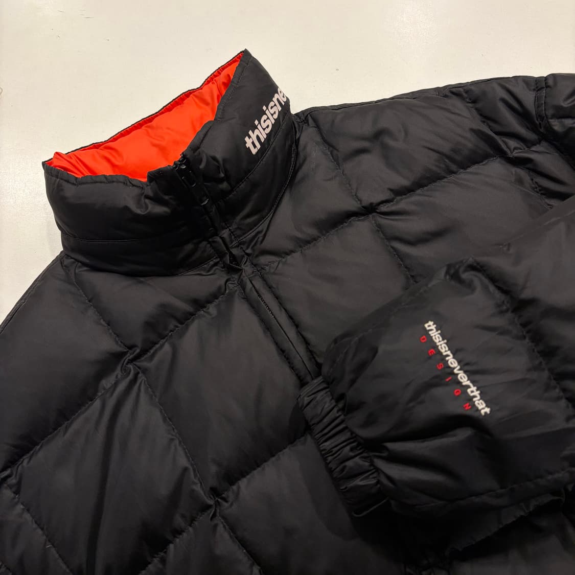[L] 디스이즈네버댓 퀼팅 블랙 오렌지 패딩 B330 상품이미지3