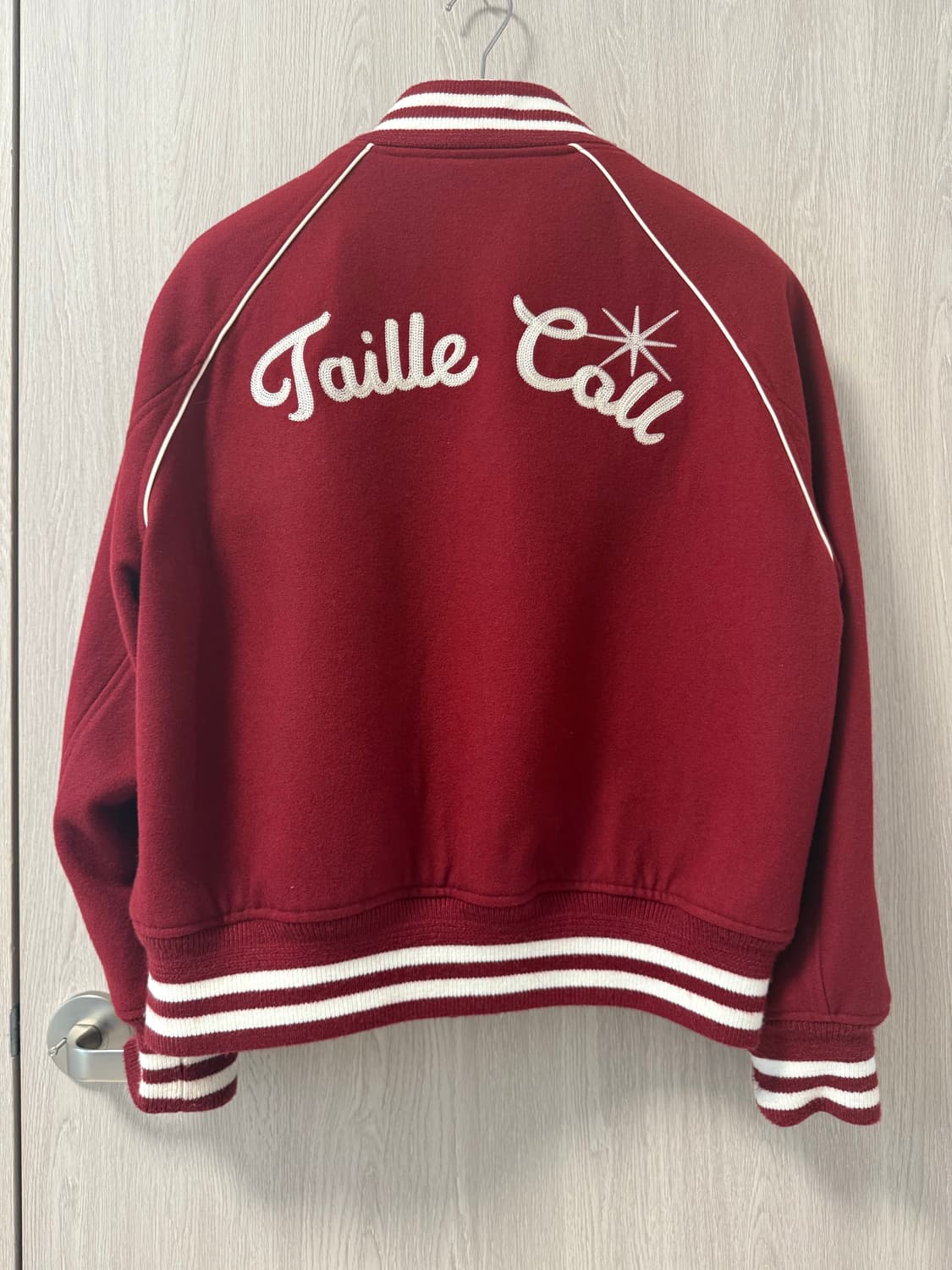 [1]타일레 레드 바시티 상품이미지2