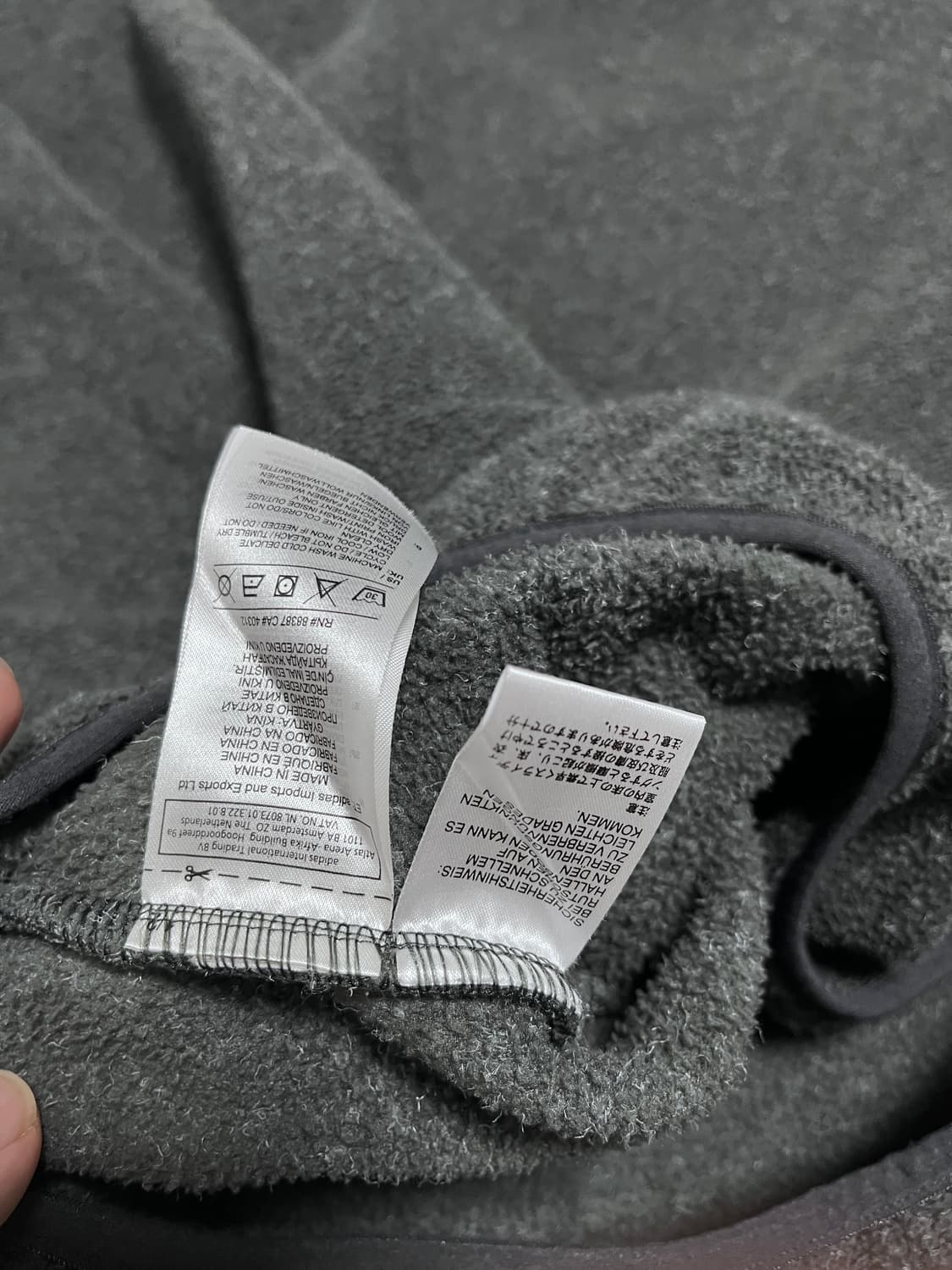 [L] 아디다스 x 고샤루브친스키 플리스 상품이미지4