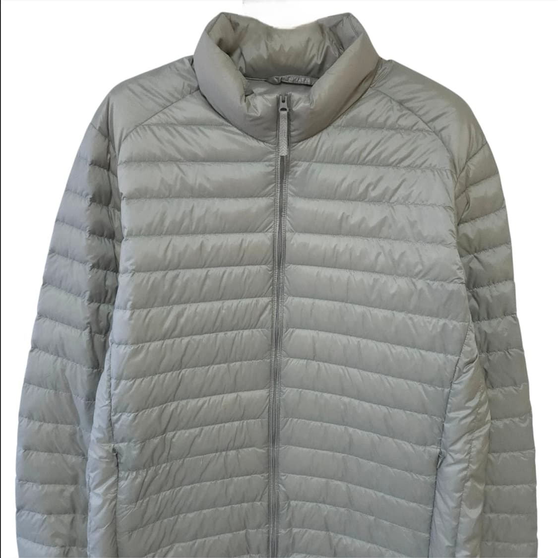유니클로 구스다운 경량패딩잠바 105 XL 거위털 라이트다운 상품이미지2