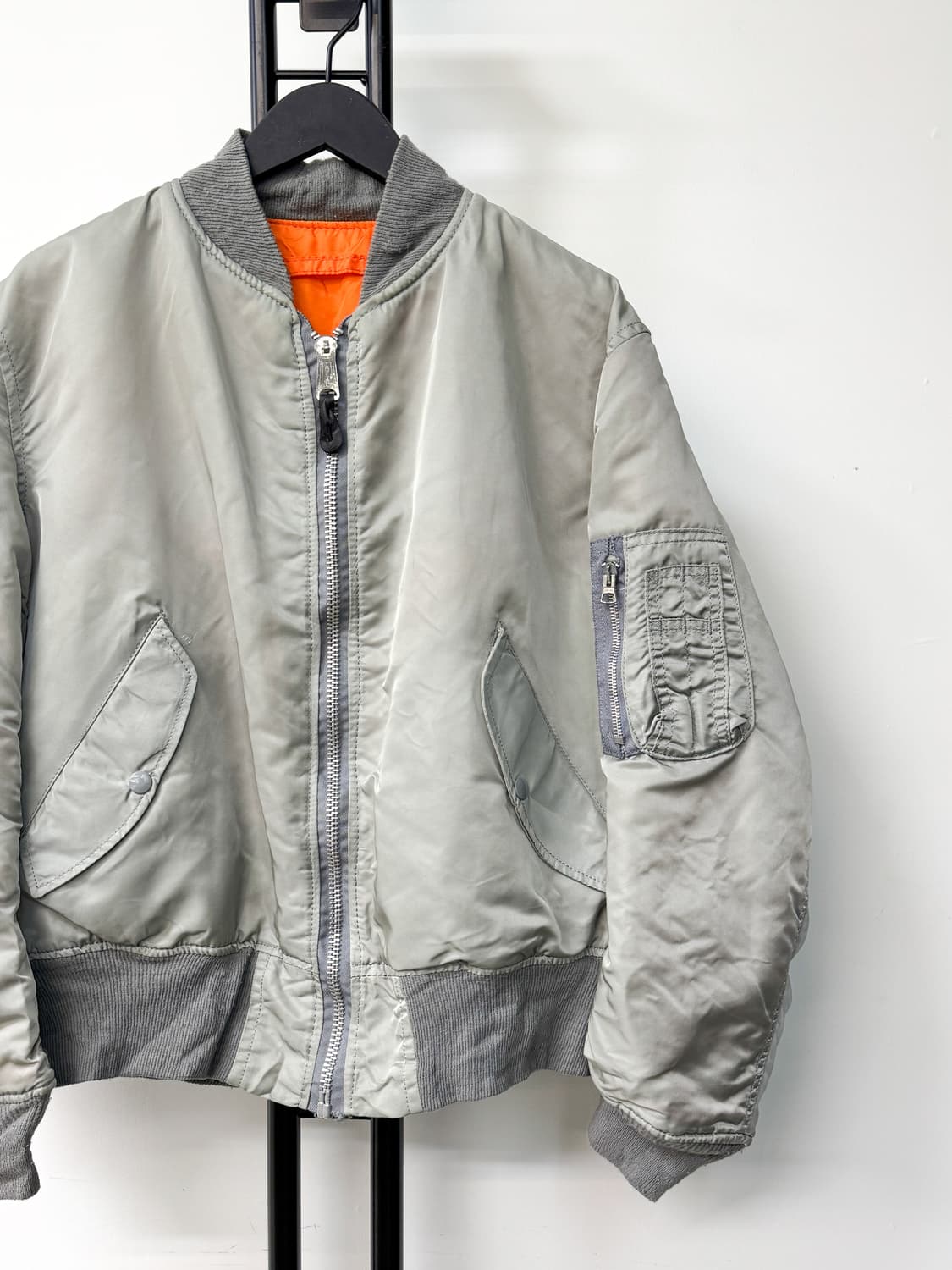 알파인더스트리 U.S.A.F 타입 Ma-1 자켓 상품이미지2