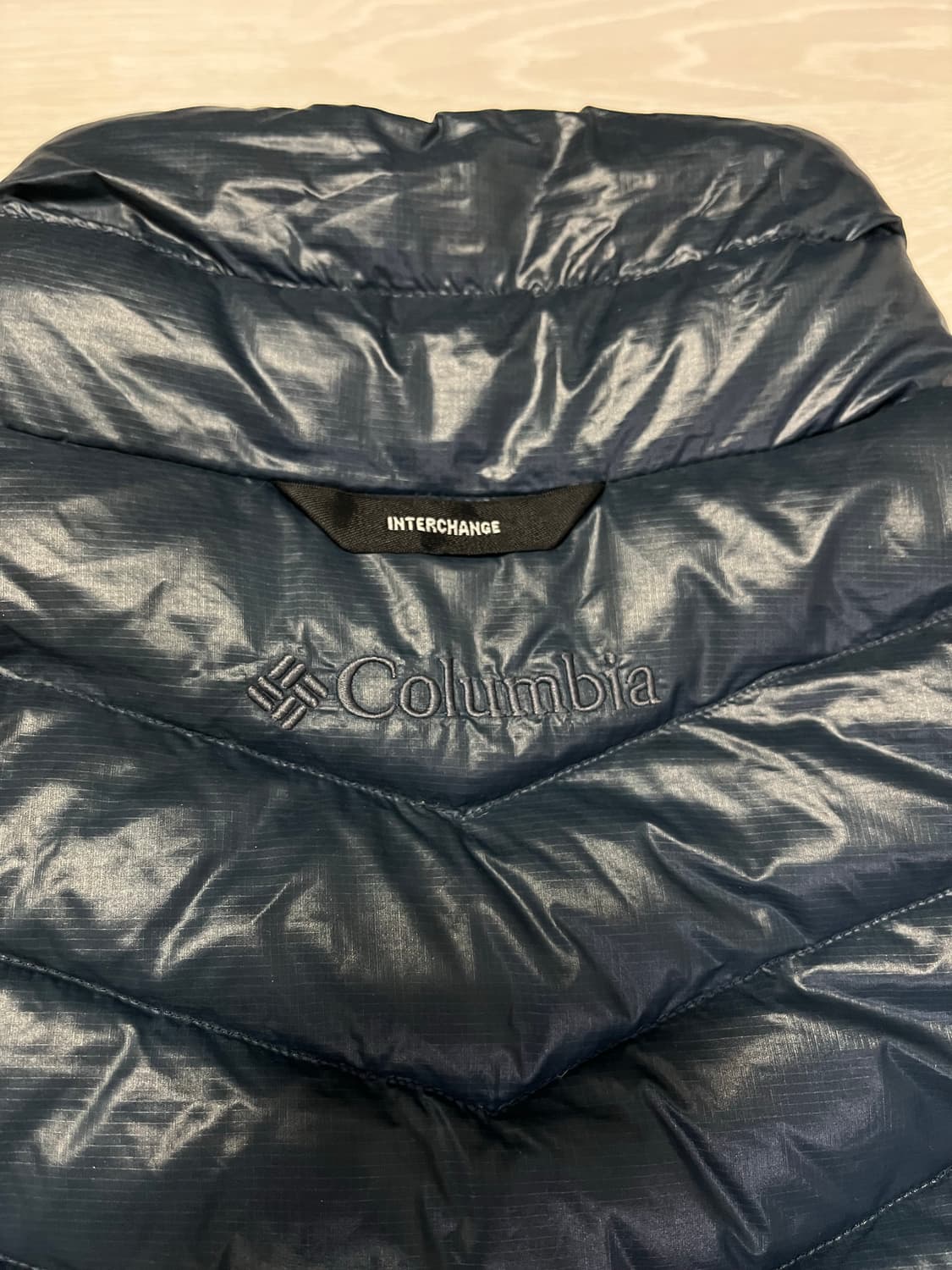 컬럼비아 경량패딩 L 상품이미지3