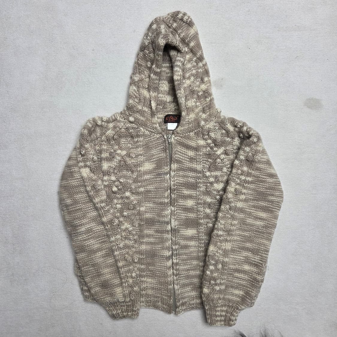 핸드메이드 울 꽈배기 니트 후드 집업 상품이미지1