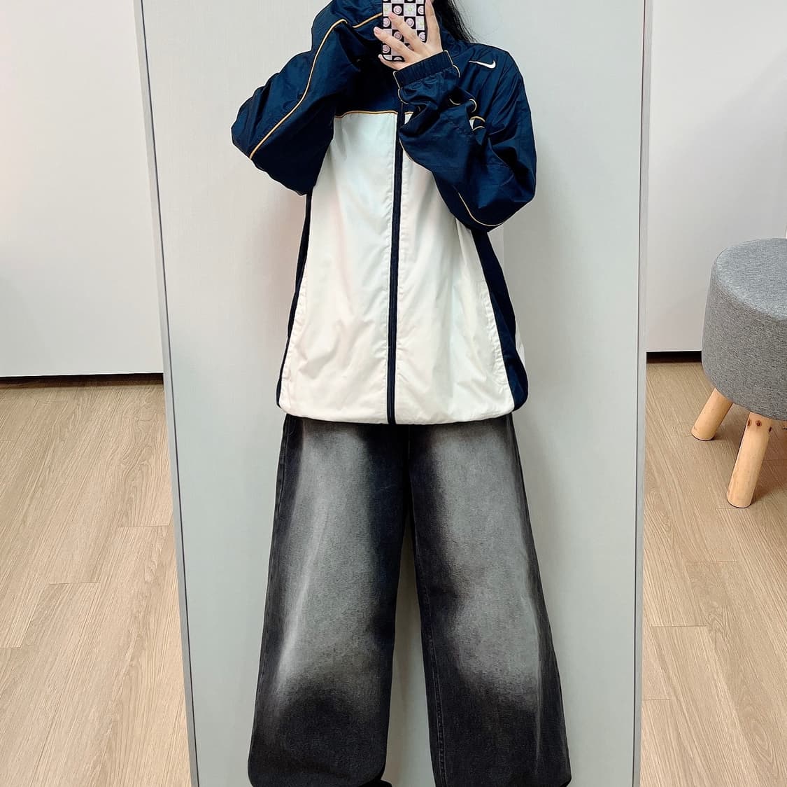 나이키 00s 스우시 자수로고 화이트 네이비 바람막이 자켓 상품이미지1