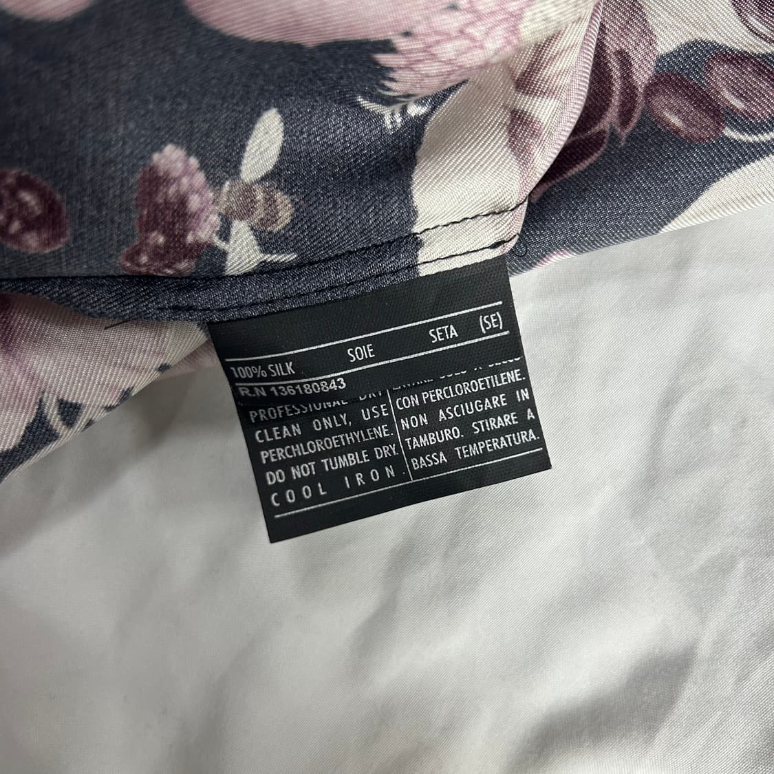 [Salvatore Ferragamo] 페라가모 오리엔탈 실크 블라우스 상품이미지6