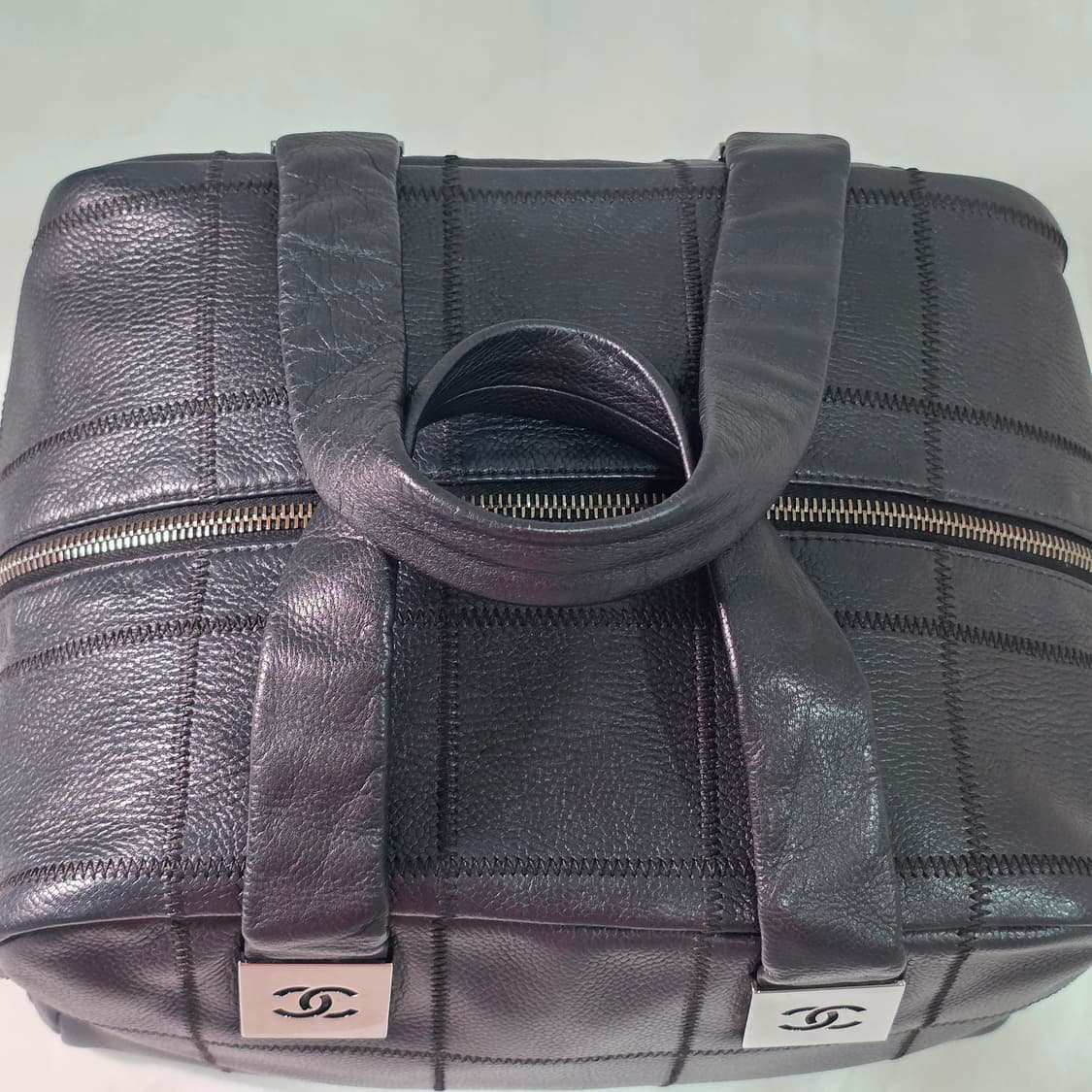 샤넬 은장 캐비어 스킨 cc로고 보스턴 볼링백 상품이미지5