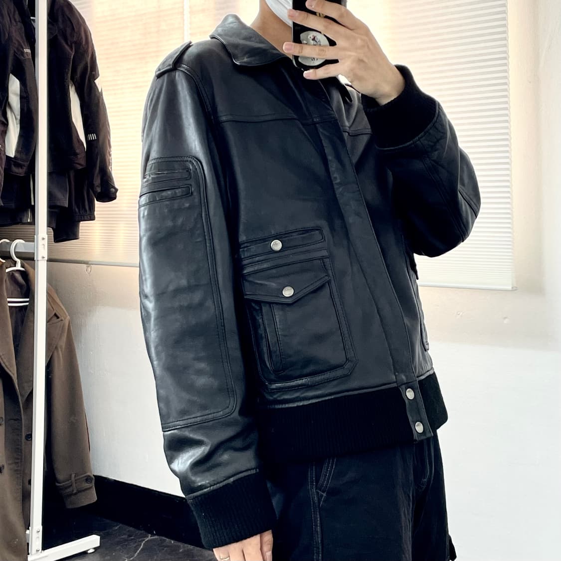 XL 양가죽 쿼드 포켓 봄버 자켓 상품이미지3