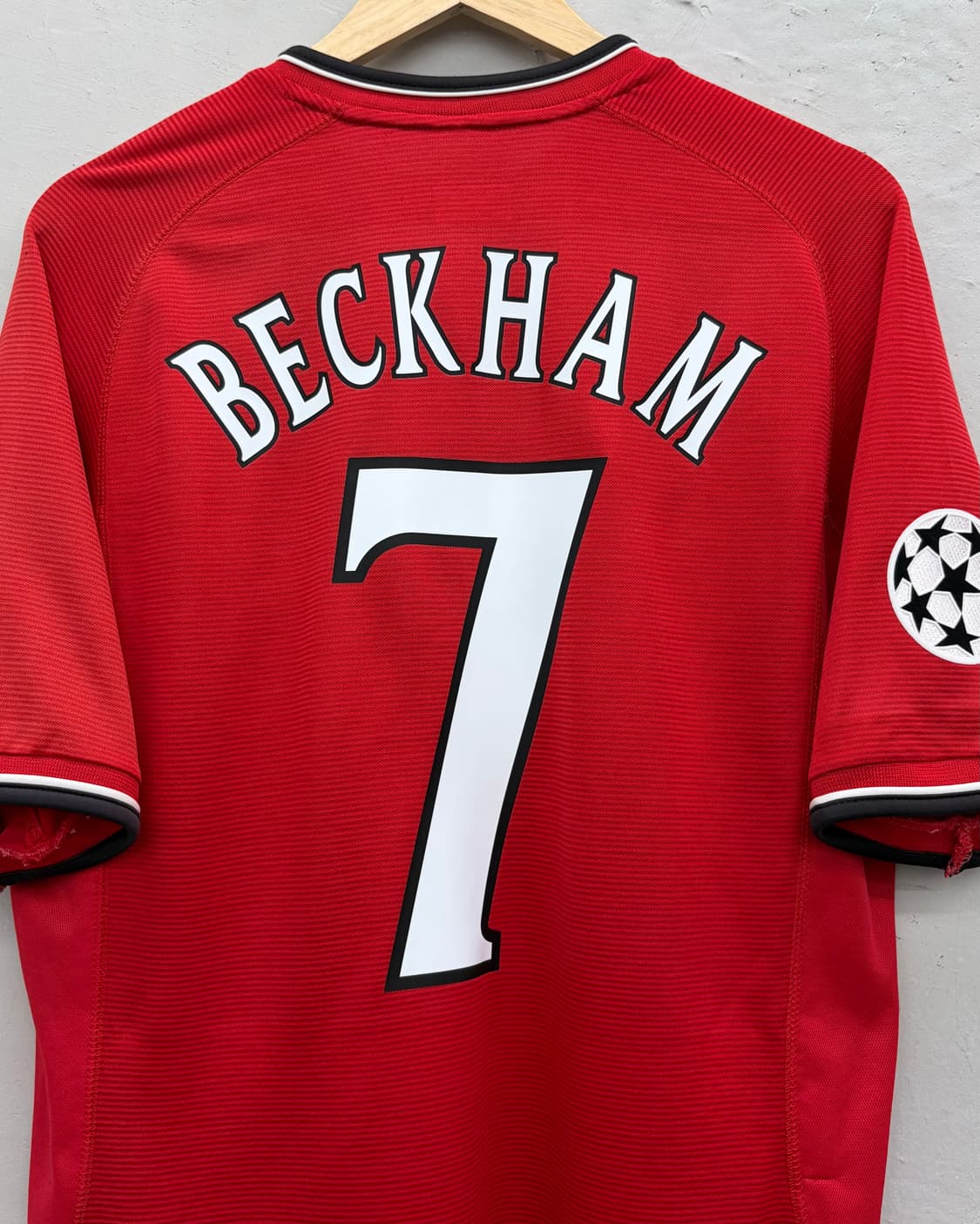 엄브로 00-02 맨체스터 유나이티드 홈 챔스킷 데이비드 베컴 상품이미지2
