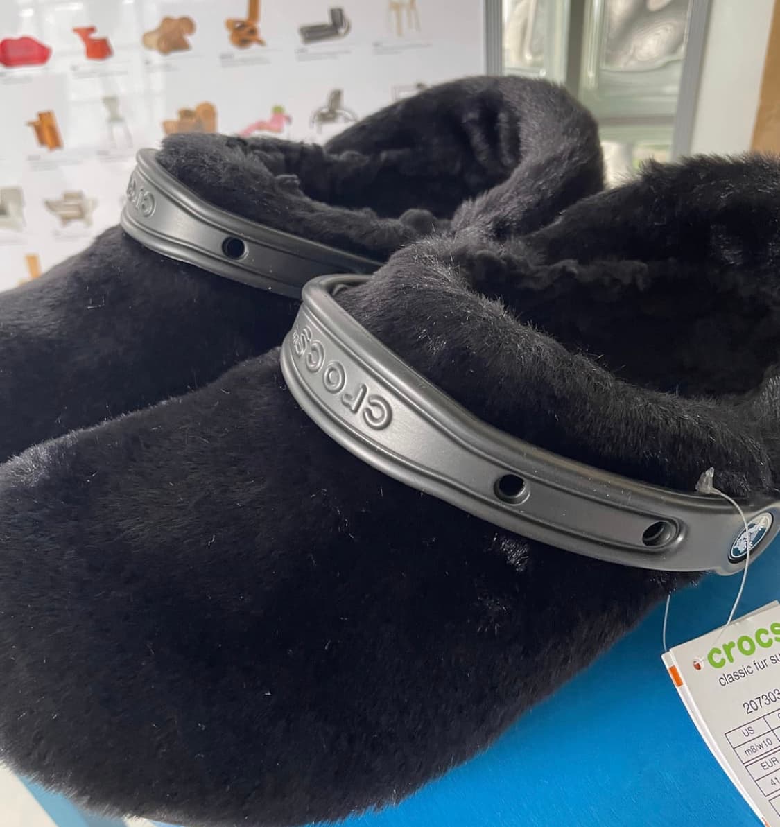 Crocs 크록스 클래식 퍼 슈어 슬리퍼 남자 여자 상품이미지4