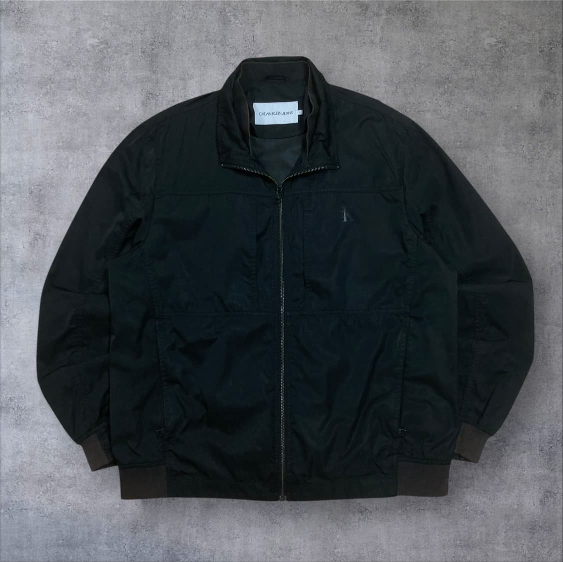 캘빈클라인 스몰 로고 블랙 블루종 자켓 상품이미지1