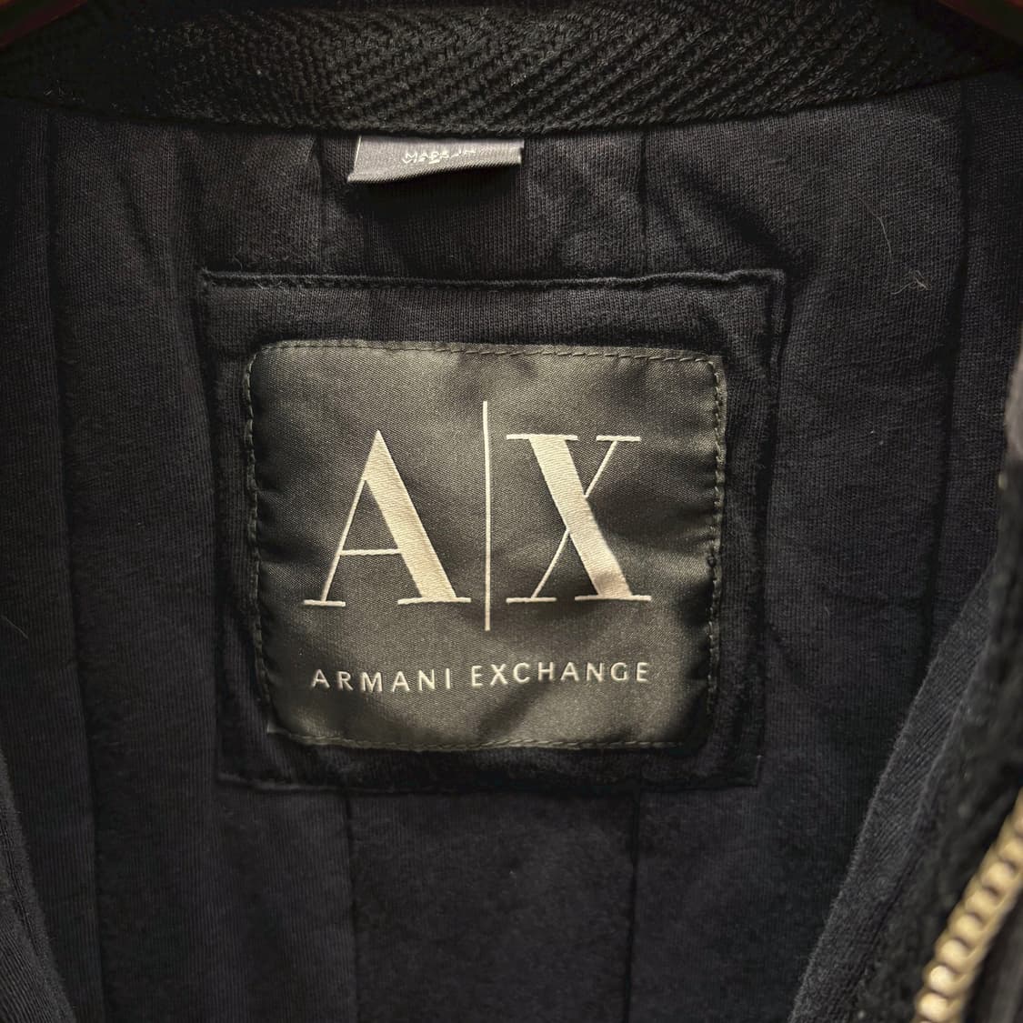 아르마니 익스체인지 후드 집업 날개 자수 시보리 밴딩 디테일 블랙 상품이미지7