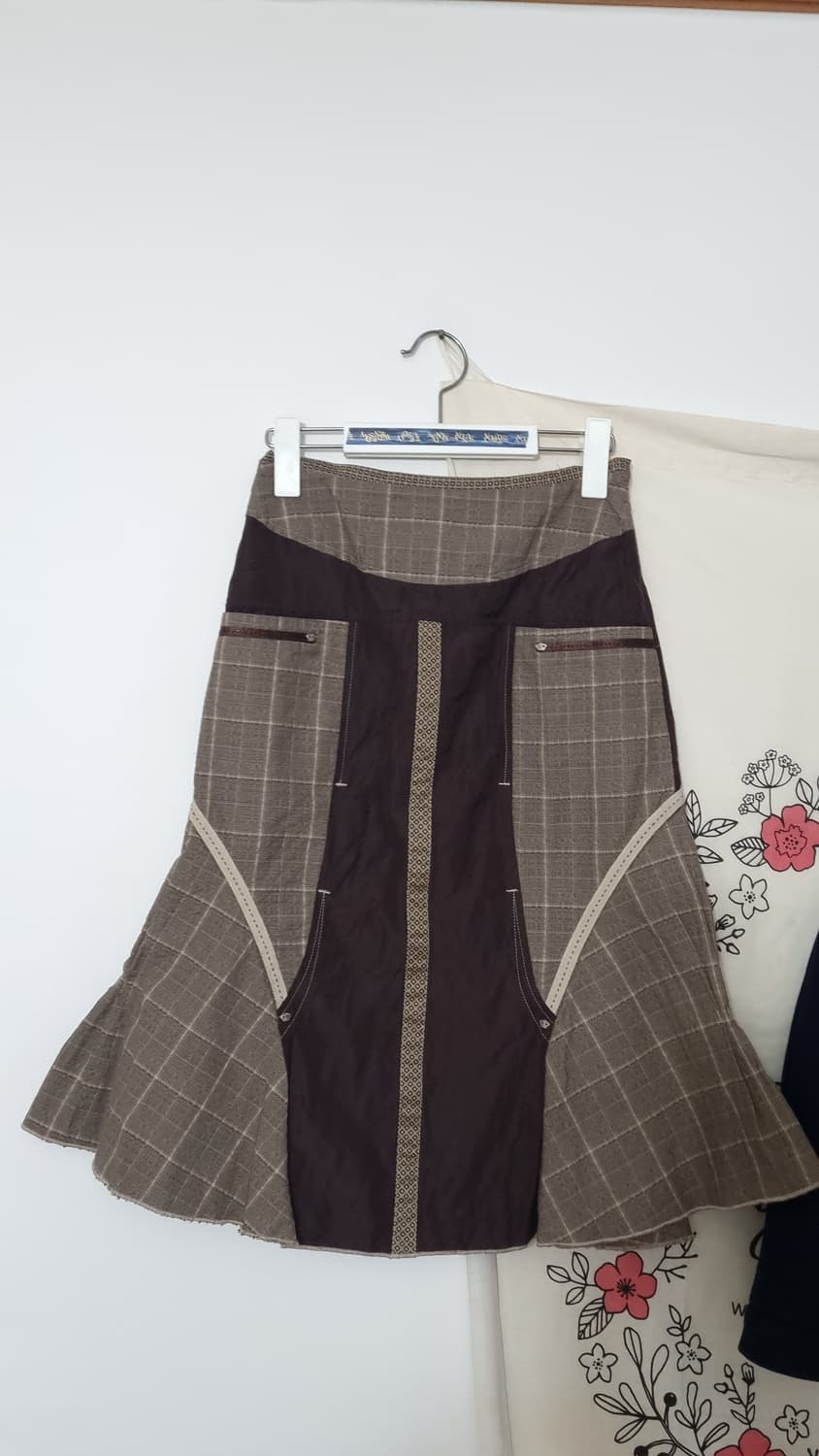 GARELLA Y2K 크라운 장식 스커트 상품이미지5