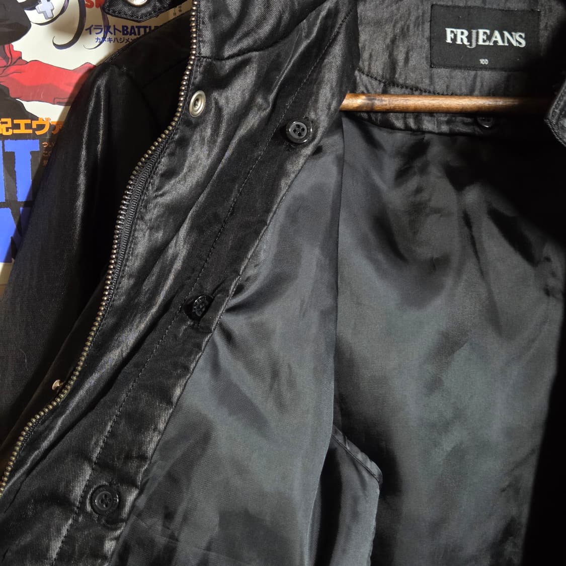 빈티지 유광 코팅 하이넥 블랙 패디드 점퍼 상품이미지8