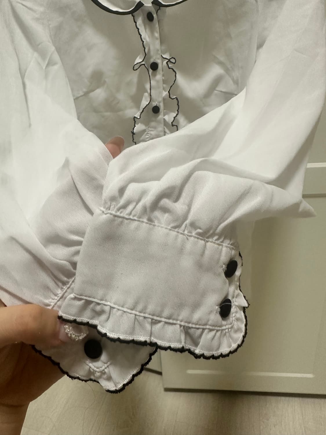 일본 빈티지 공겜여주 흰검 블라우스 지뢰계 양지뢰 스나계 grl 상품이미지3