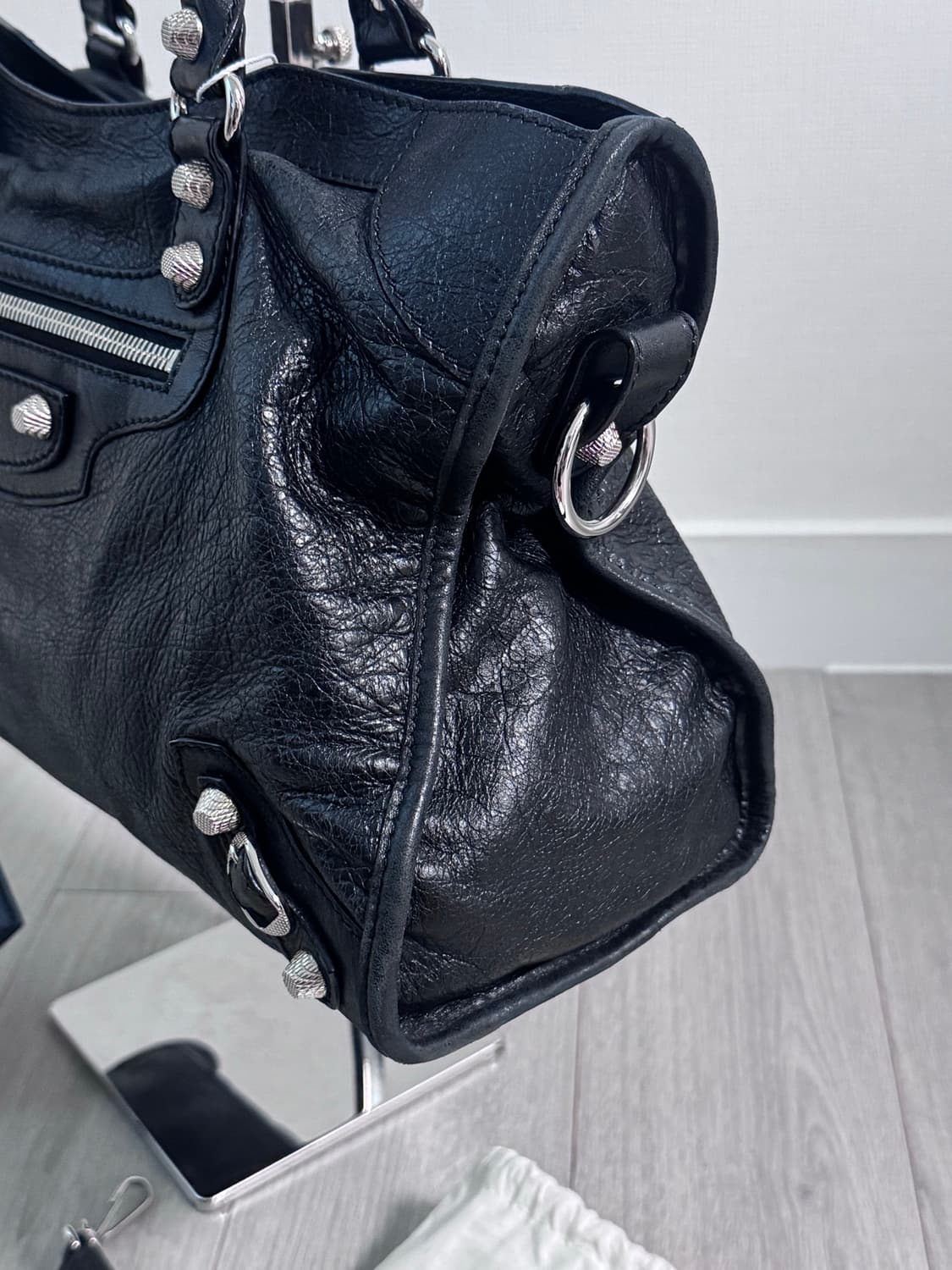 Balenciaga 발렌시아가 모터백 시티백 은장 블랙 스몰 상태 A- 상품이미지5