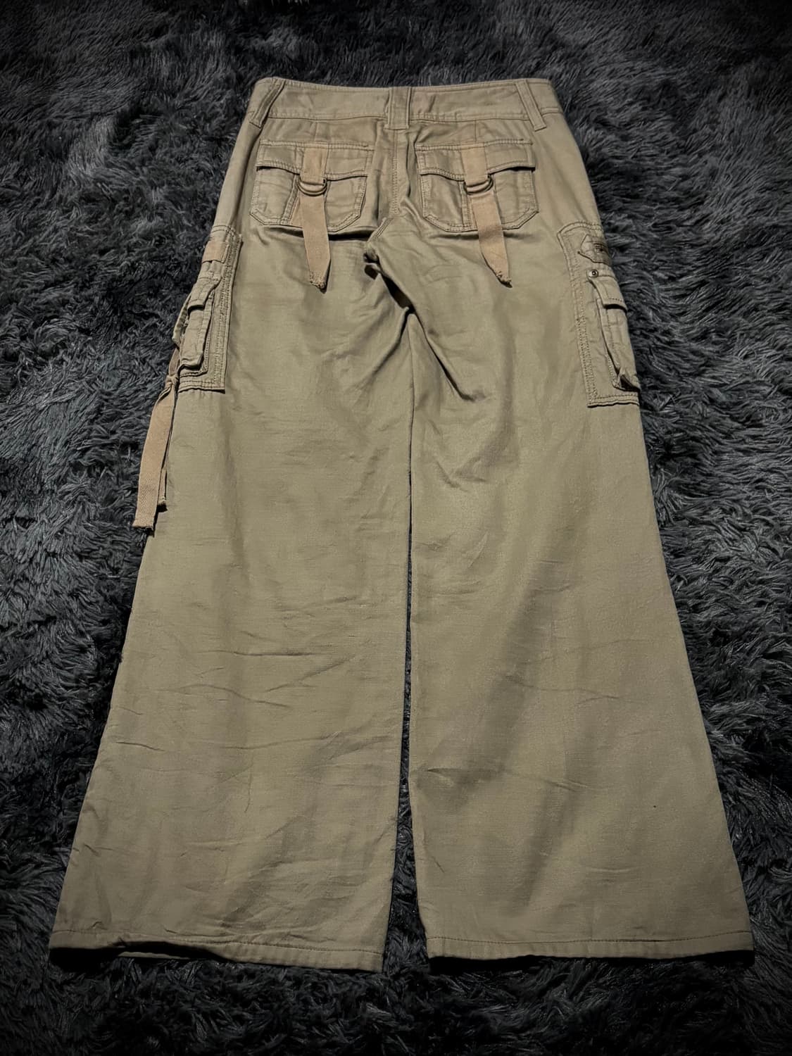 베이지 포켓 디테일 와이드 부츠컷 카고팬츠 상품이미지2