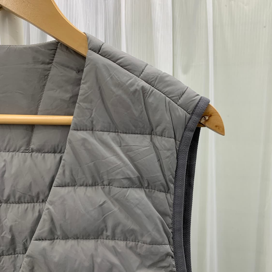 OLZEN 구스 다운 남성 경량 패딩 조끼 1706 상품이미지2