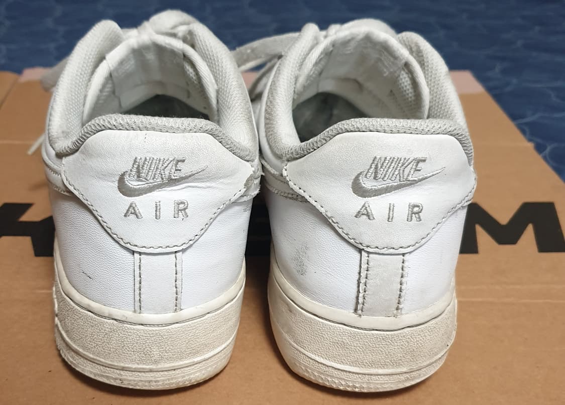 나이키 에어포스 로우 화이트 (260). 상품이미지4